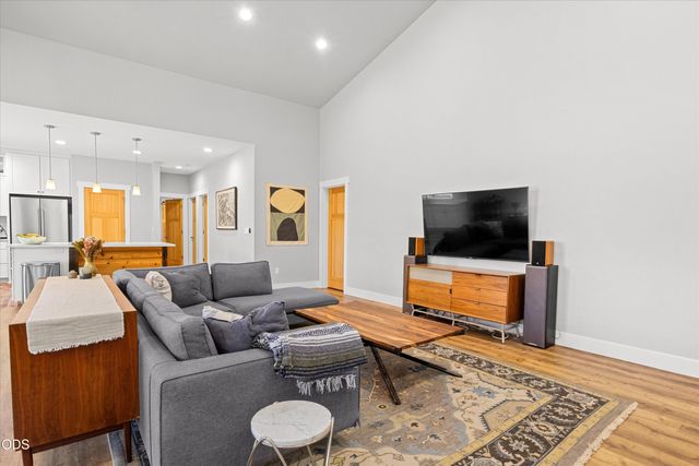 922 Palomino Drive, Grants Pass, OR 97526