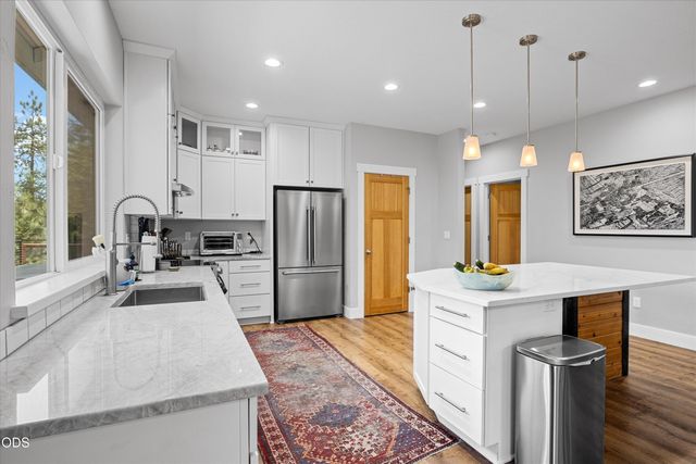 922 Palomino Drive, Grants Pass, OR 97526