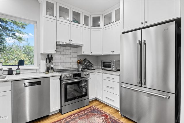922 Palomino Drive, Grants Pass, OR 97526
