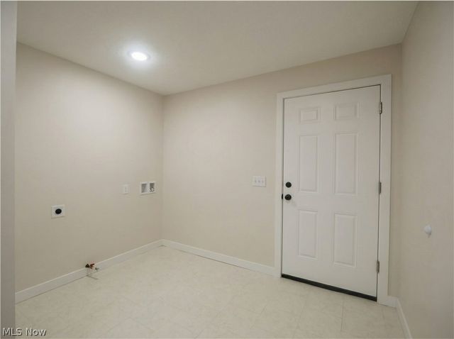 16243 Roselawn Drive, Burton, OH 44021