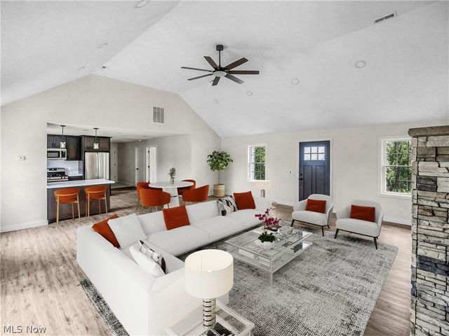 16243 Roselawn Drive, Burton, OH 44021