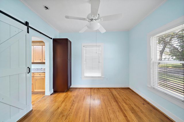 502 6th Avenue N, Texas City, TX 77590
