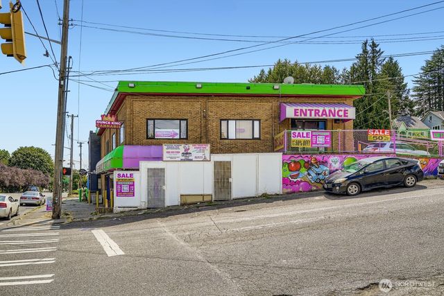 11463 Rainier Ave S., Seattle, WA 98178