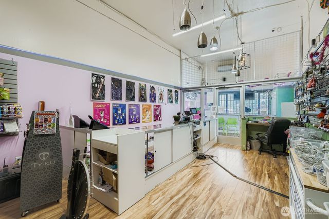 11463 Rainier Ave S., Seattle, WA 98178