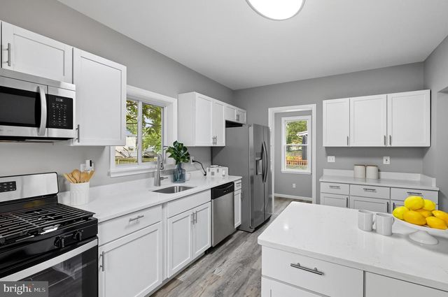 3002 CLEARVIEW AVE, Baltimore, MD 21234