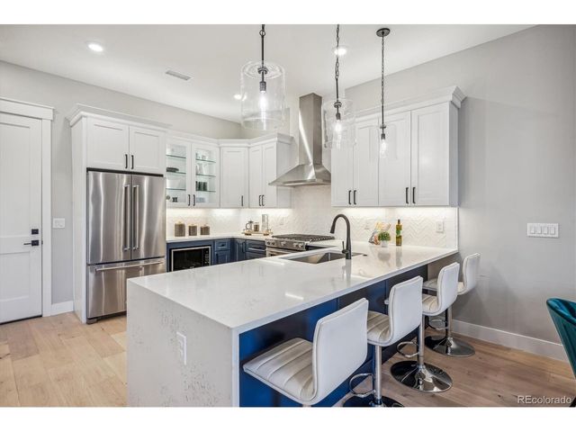 364 E Orchard Rd, Centennial, CO 80121