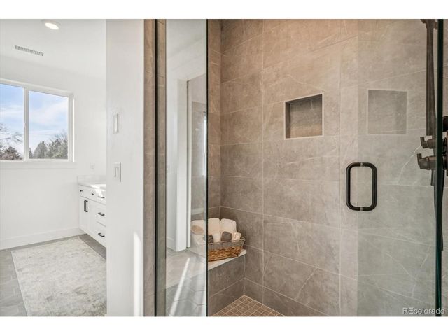 364 E Orchard Rd, Centennial, CO 80121