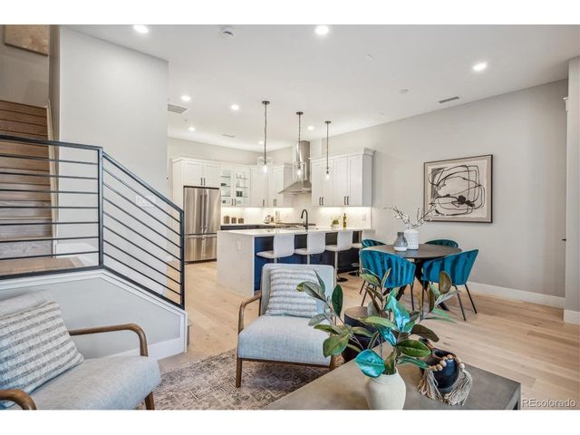 364 E Orchard Rd, Centennial, CO 80121