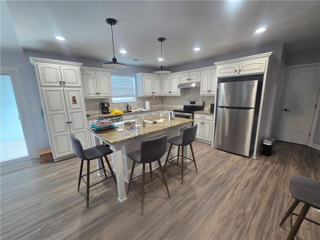 311 S 4th Street, Odessa, MO 64076