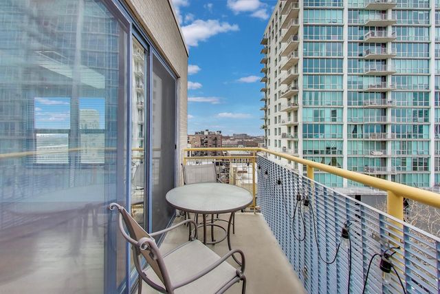 1910 S Indiana Avenue 727, Chicago, IL 60616