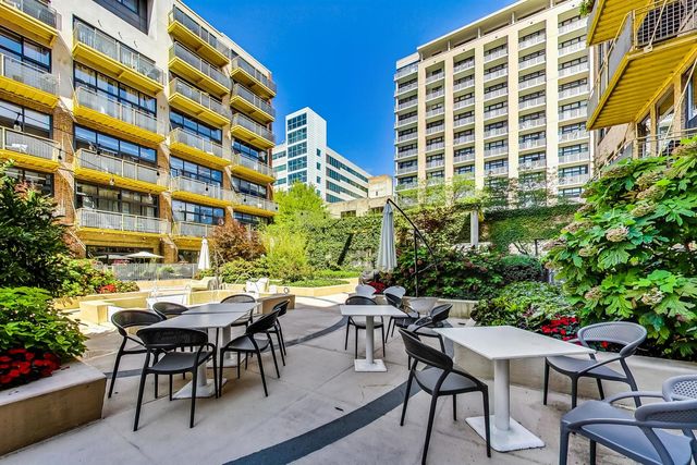 1910 S Indiana Avenue 727, Chicago, IL 60616