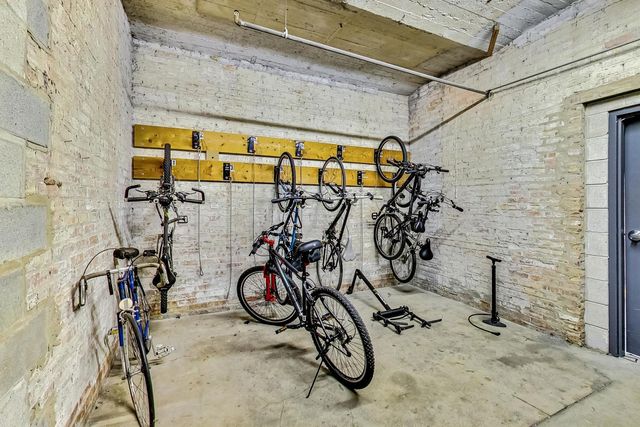 1910 S Indiana Avenue 727, Chicago, IL 60616