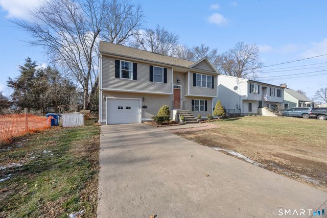 39 Meriline Avenue, Plainville, CT 06062