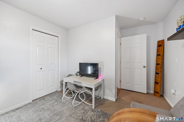 39 Meriline Avenue, Plainville, CT 06062