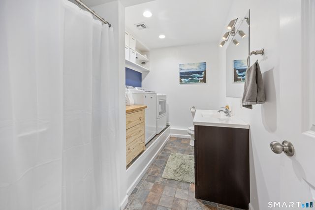 39 Meriline Avenue, Plainville, CT 06062