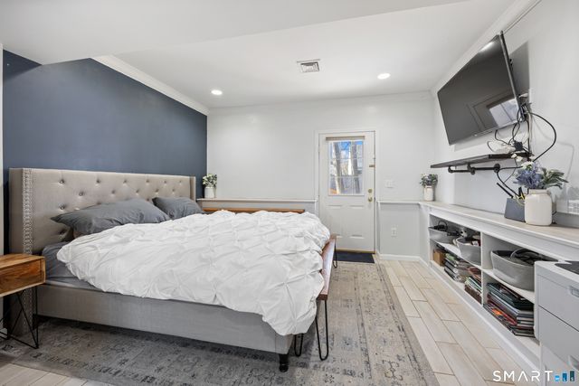 39 Meriline Avenue, Plainville, CT 06062