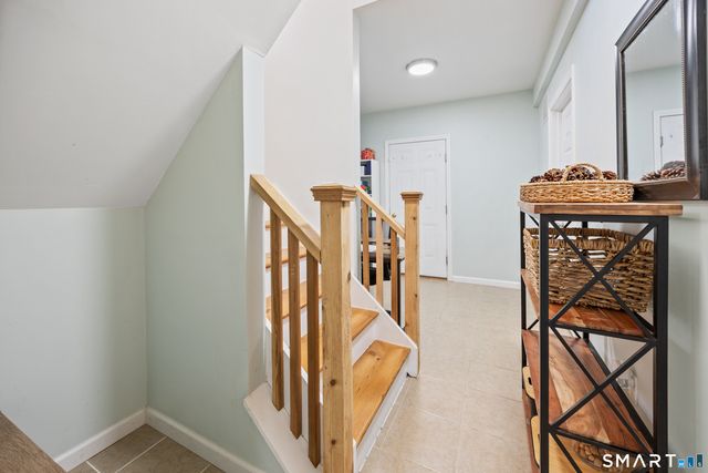 39 Meriline Avenue, Plainville, CT 06062