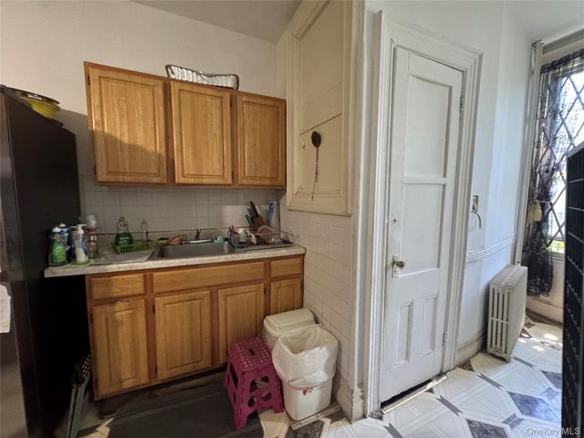 18-24 George Street, Ridgewood, NY 11385