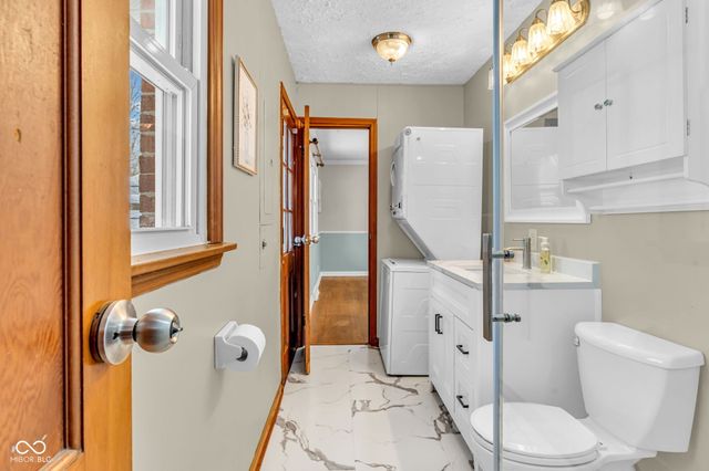 1687 N Avon Avenue, Avon, IN 46123