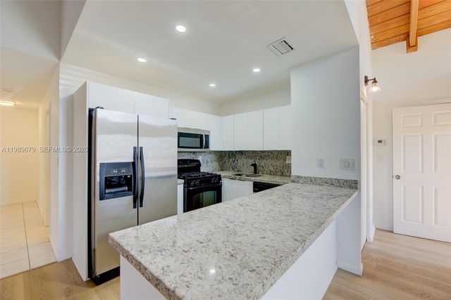 3046 W Missionwood Ln A-2, Miramar, FL 33025