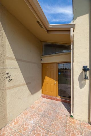 3046 W Missionwood Ln A-2, Miramar, FL 33025