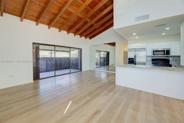 3046 W Missionwood Ln A-2, Miramar, FL 33025