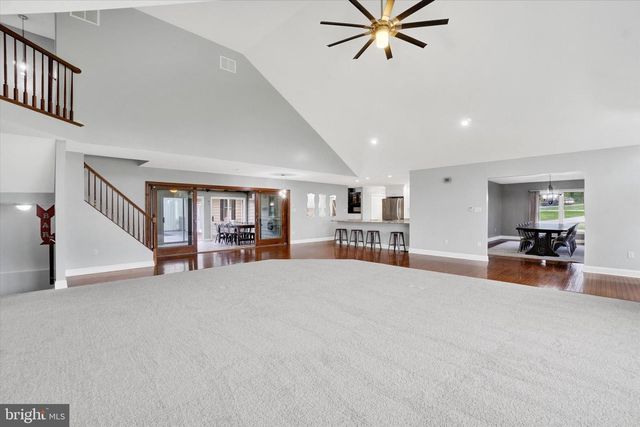 1685 BAHNS MILL RD, Windsor, PA 17366