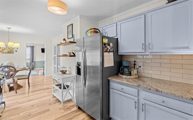 109 Stafford Oak Drive, Jamestown, NC 27282