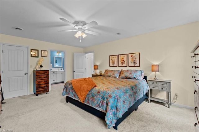 109 Stafford Oak Drive, Jamestown, NC 27282