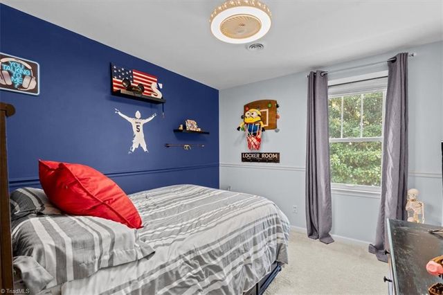 109 Stafford Oak Drive, Jamestown, NC 27282