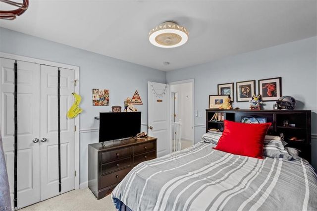 109 Stafford Oak Drive, Jamestown, NC 27282