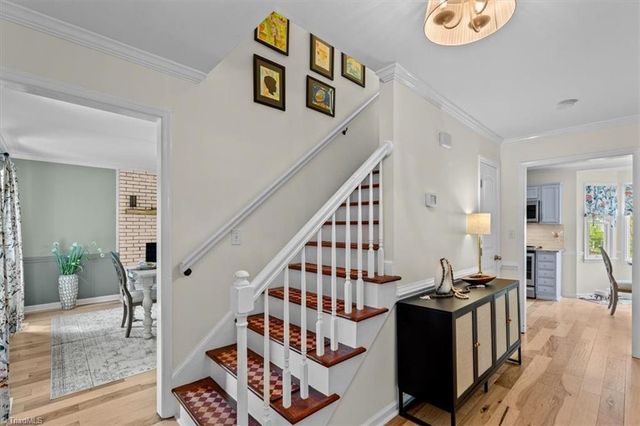 109 Stafford Oak Drive, Jamestown, NC 27282