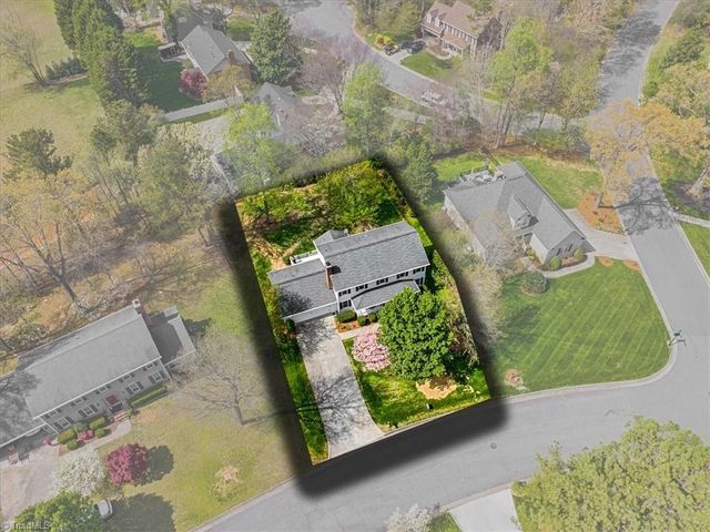 109 Stafford Oak Drive, Jamestown, NC 27282