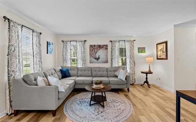 109 Stafford Oak Drive, Jamestown, NC 27282