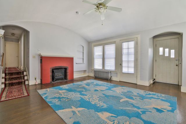 1 Oak Street, Nashua, NH 03060