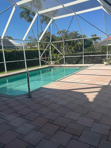 7686 La Corniche Circle, Boca Raton, FL 33433