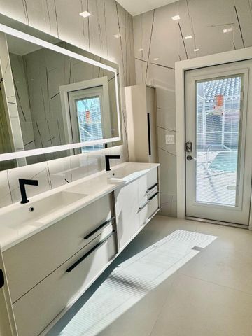 7686 La Corniche Circle, Boca Raton, FL 33433