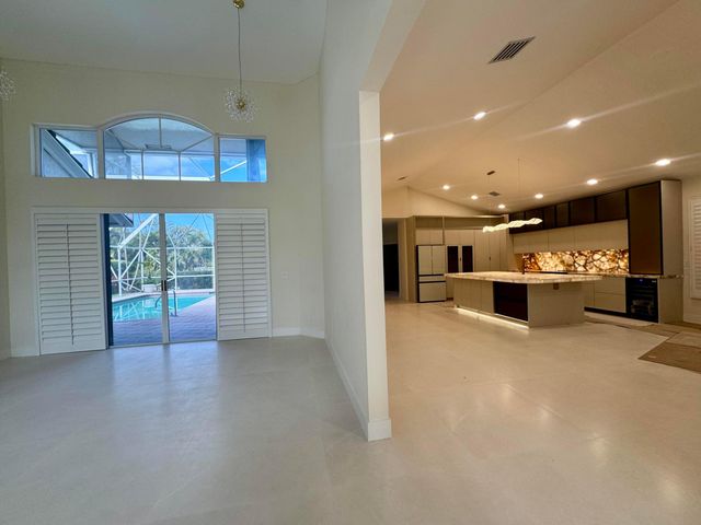 7686 La Corniche Circle, Boca Raton, FL 33433