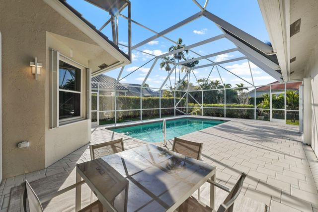 7686 La Corniche Circle, Boca Raton, FL 33433