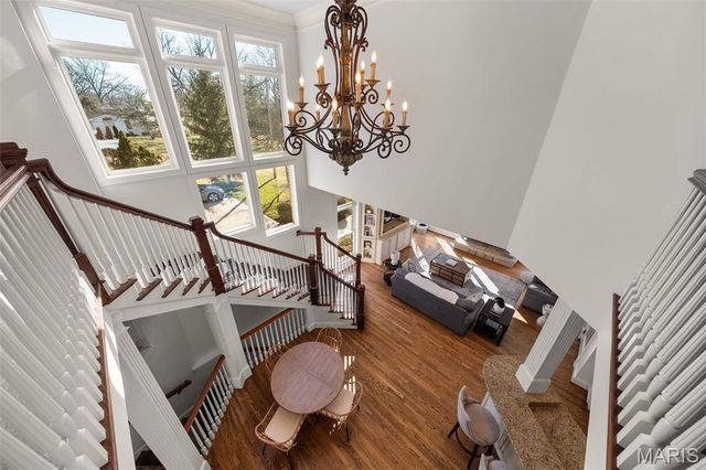 16 Outer Ladue Drive, Frontenac, MO 63131