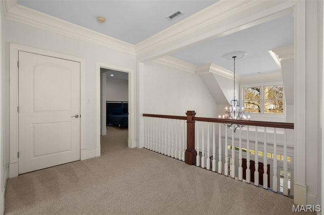 16 Outer Ladue Drive, Frontenac, MO 63131