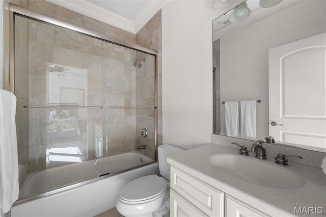 16 Outer Ladue Drive, Frontenac, MO 63131