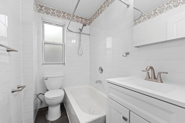 14139 78th Rd Apt 2P, New York City, NY 11367