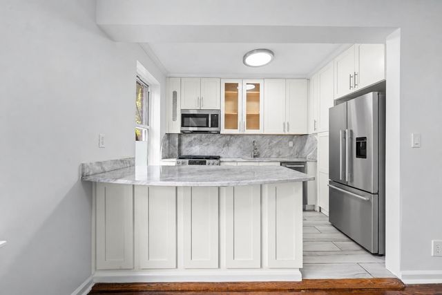 14139 78th Rd Apt 2P, New York City, NY 11367