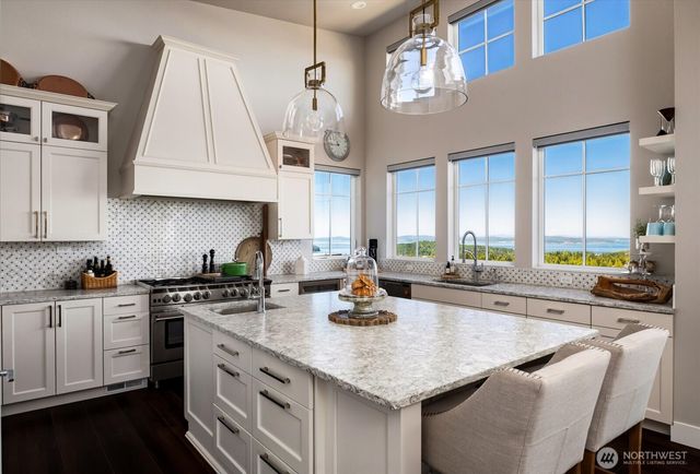 3945 Rock Ridge Parkway, Anacortes, WA 98221