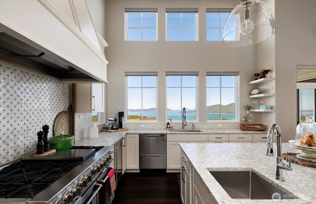 3945 Rock Ridge Parkway, Anacortes, WA 98221