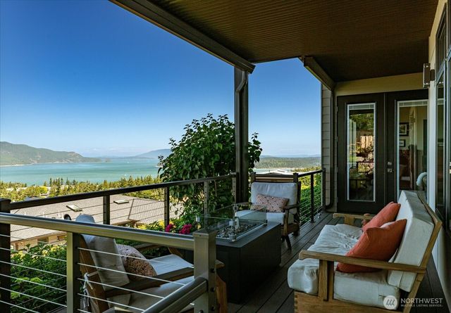 3945 Rock Ridge Parkway, Anacortes, WA 98221
