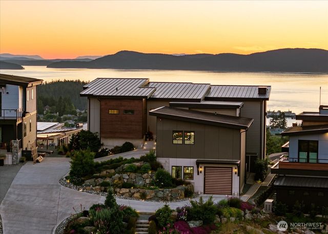 3945 Rock Ridge Parkway, Anacortes, WA 98221