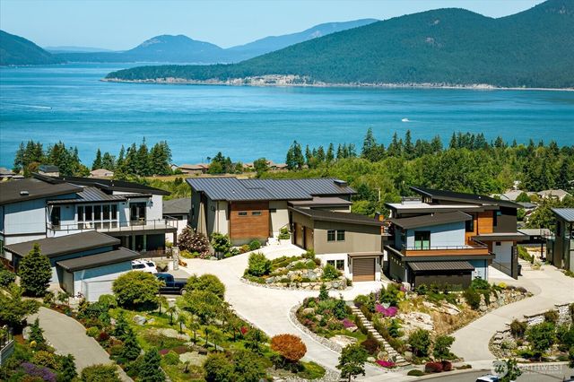 3945 Rock Ridge Parkway, Anacortes, WA 98221