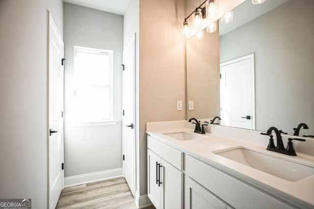 225 Hickory Grove Lane, Hoschton, GA 30548